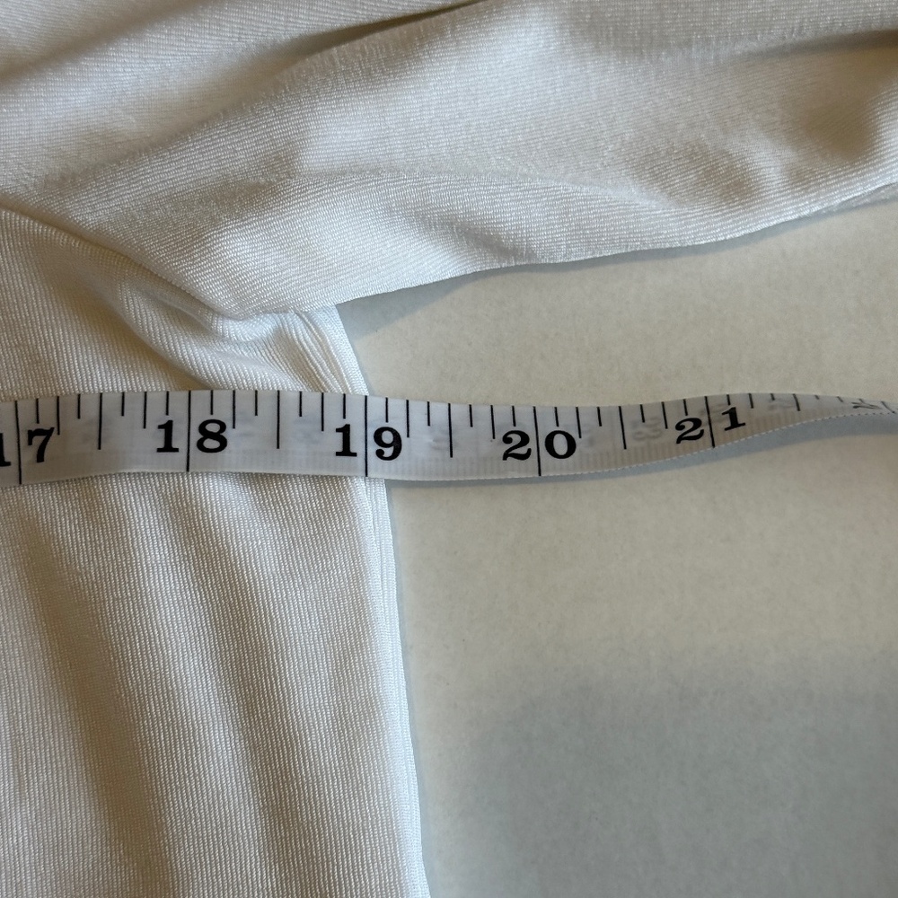 Chico's size 2 Traveler Collection Top (Large/12) - Picture 7 of 9